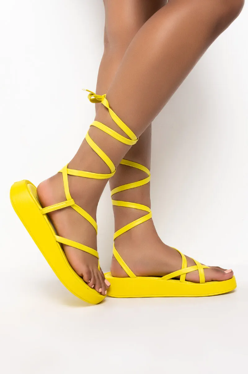 AZALEA WANG CATCHING FLIGHTS FLATFORM SANDAL IN NEON YELLOW