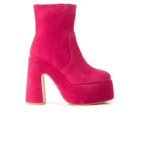 Daze Fuchsia Suede