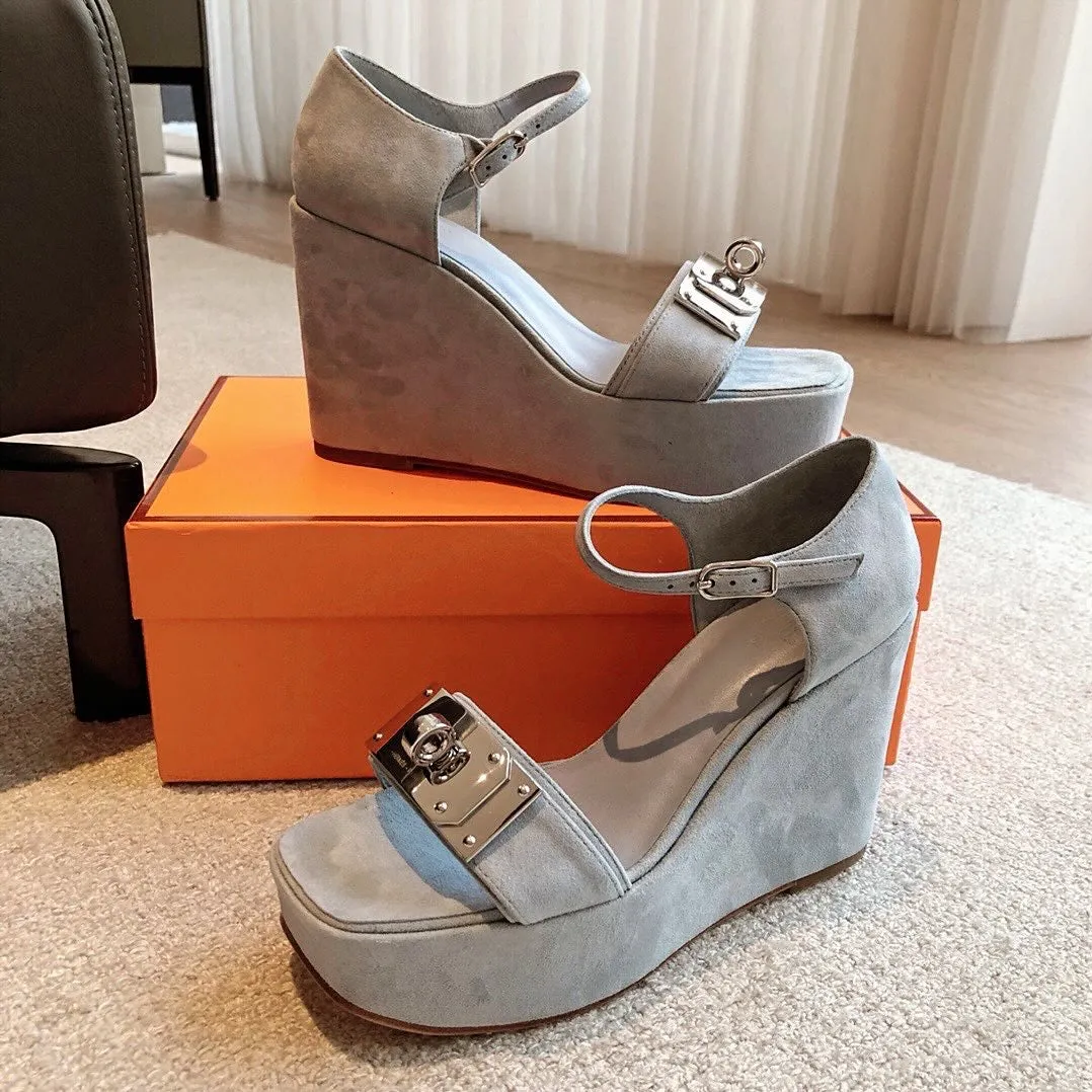 SE1348 H Innocente Wedge Sandals / Size4-11