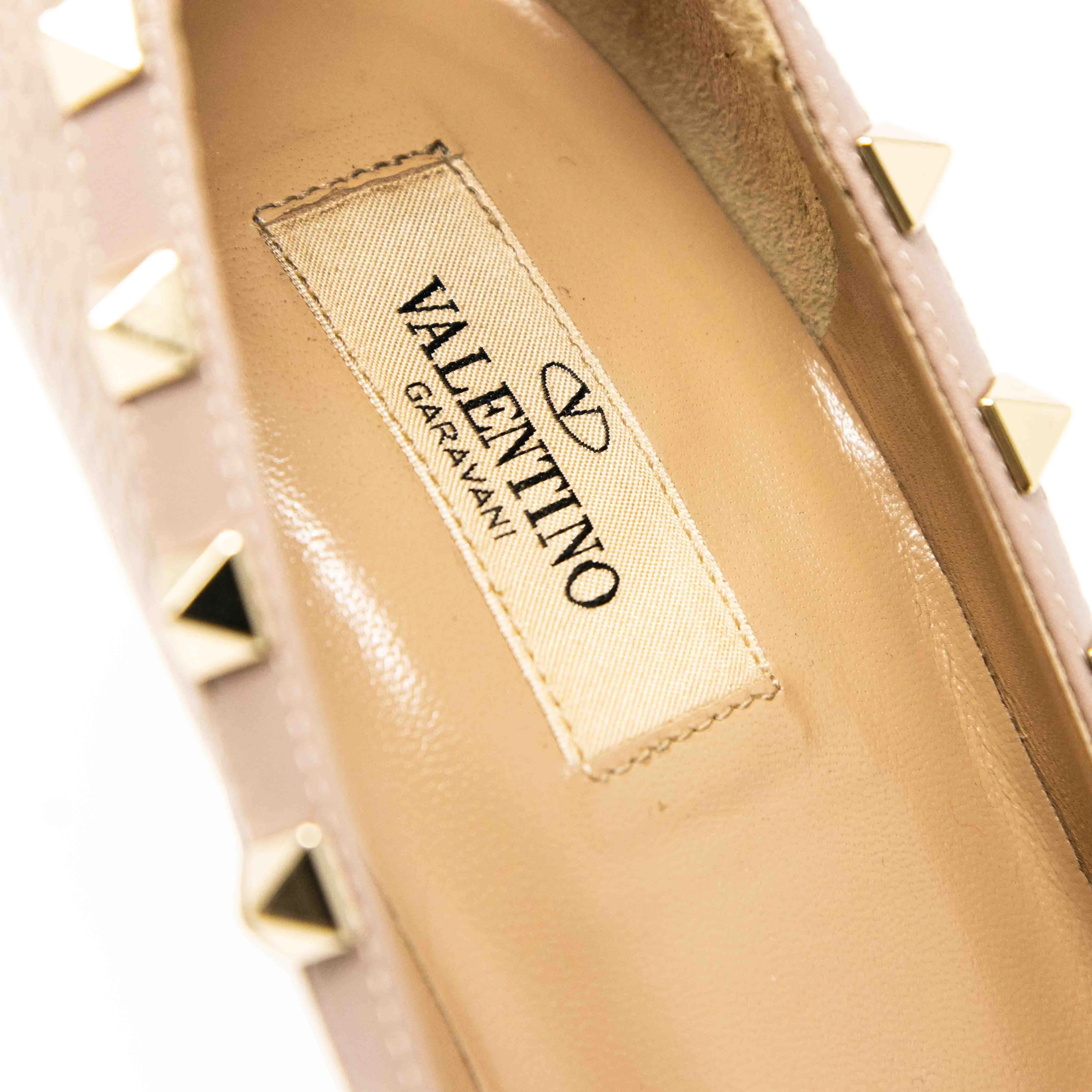 Valentino Blush Rockstud Pumps 39